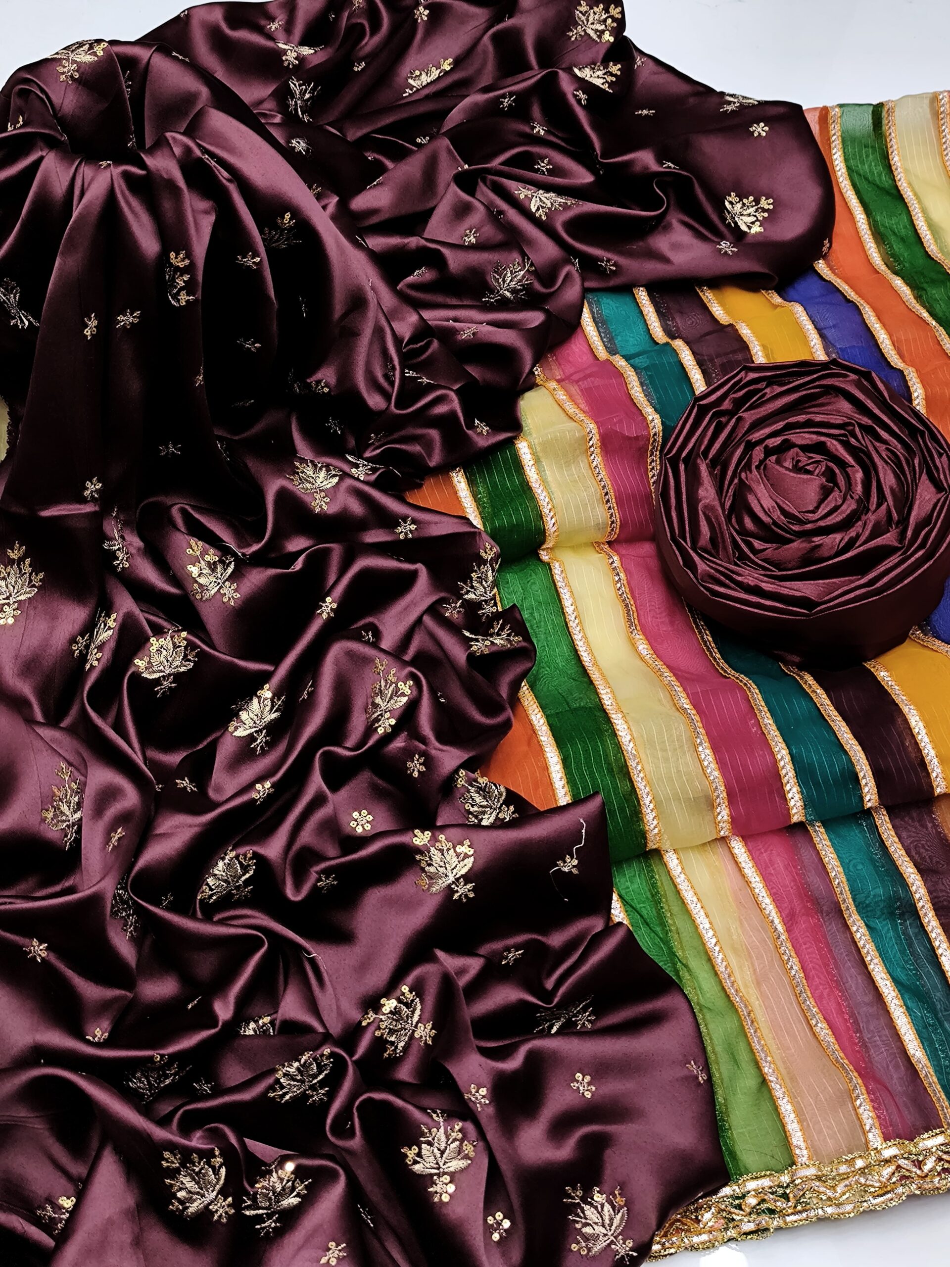 3-PC New Shamoz Silk zari libaas 3-PC New Shamoz Silk zari libaas