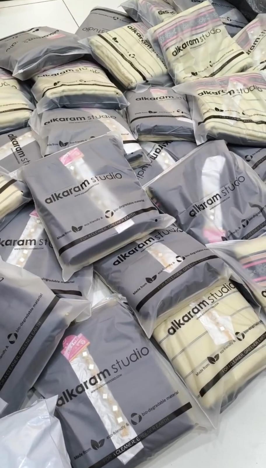 3pc alkaram winter suit 3pc alkaram winter suit