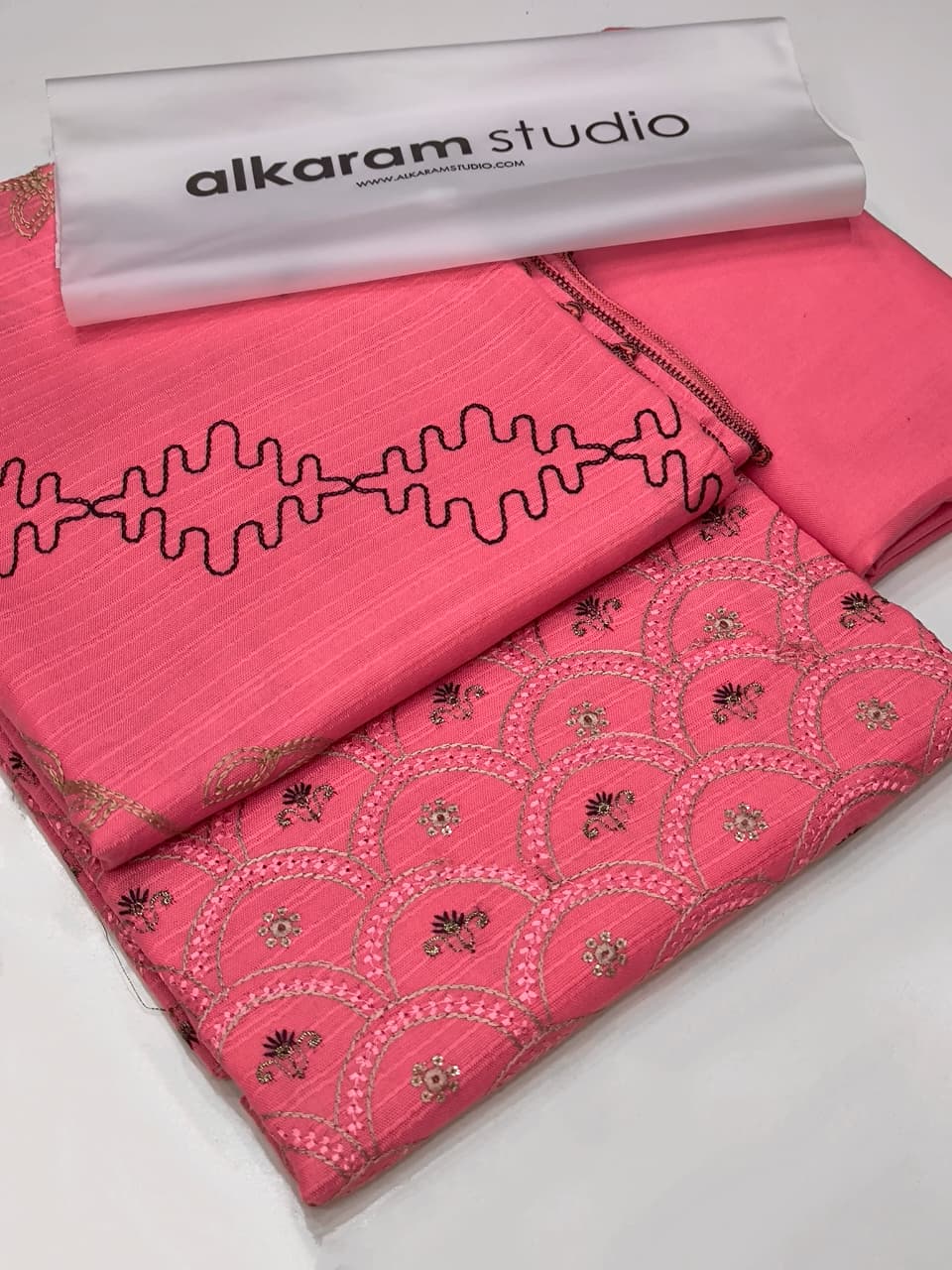 3-PC Alkaram Dhanak Wool - Image 3